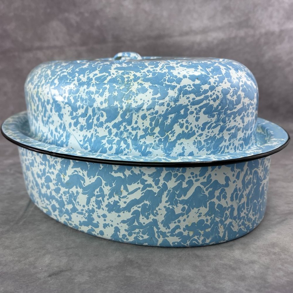 Vintage Robin's Egg Light Blue Enamel Splatterware Covered Roaster